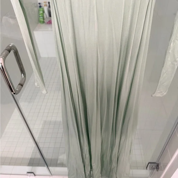 ELSA Light Green Long Sleeve Dress - Picture 6 of 9